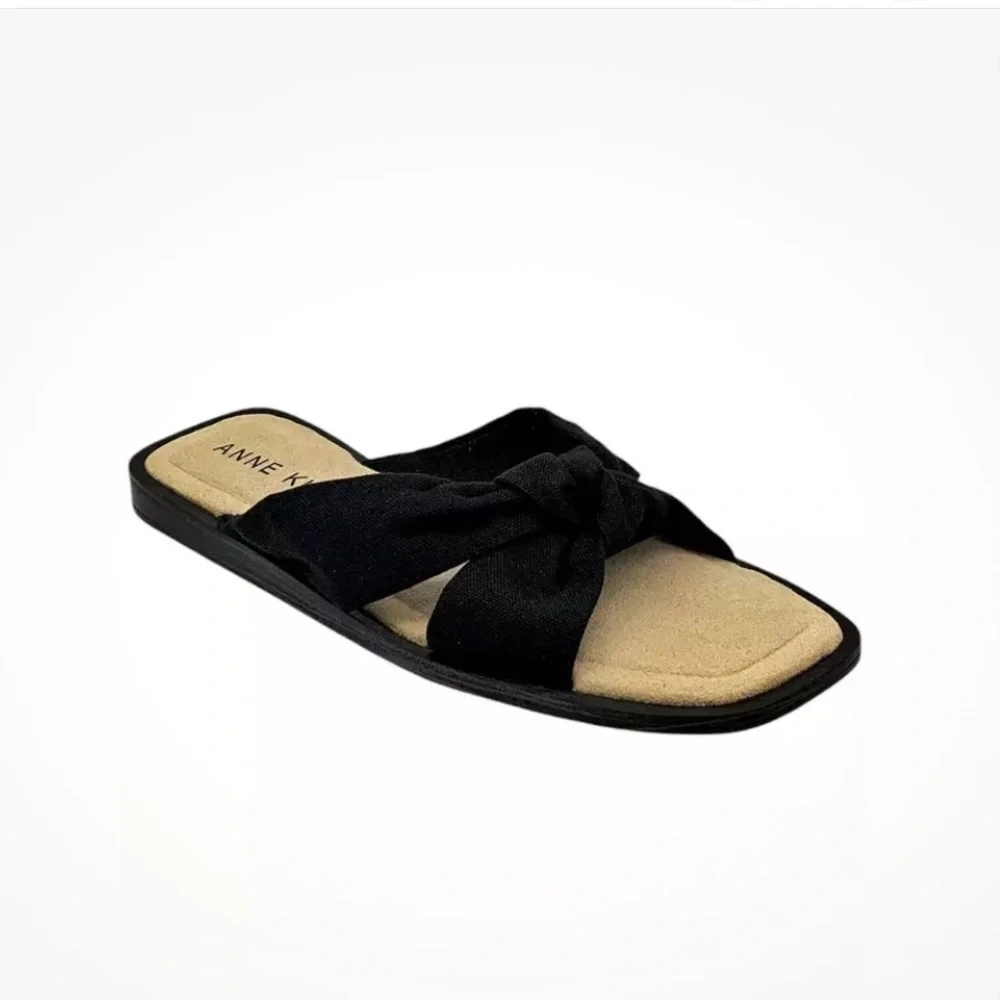 Anne Klein Women’s Black Minimalist Deanna Sandals size 8.5